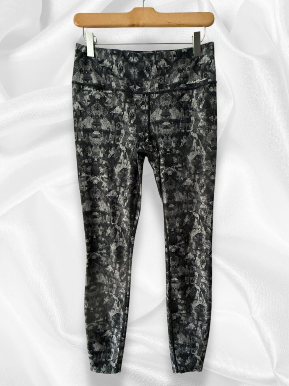 Eddie Bauer Leggings Women's - Black White Abstract Statement Print - Size SM